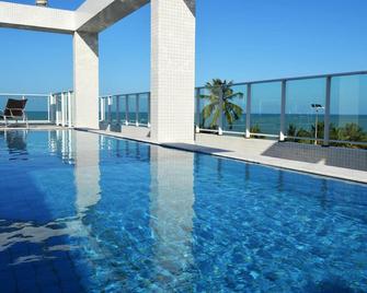 فال أتلانتك هوتل - جواو بيسوا - حوض السباحة