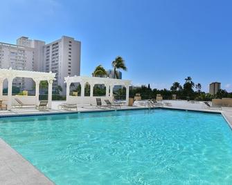 Old Hawaii' Great Location At Waikiki - Honolulu - Uima-allas