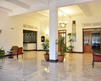 Shalimar Hotel - Kolombo - Lobi