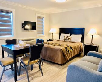 Traveler's Motel Penticton - Penticton - Sala de estar