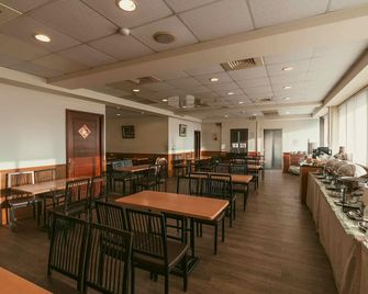 Hwa Nan Hotel - Tainan City - Restaurant