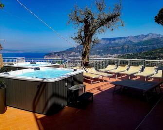 Hotel Villa Fiorita - Sorrento