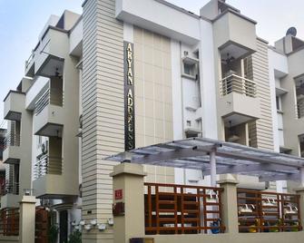 Treebo Trend Aryan Address - Guwahati - Edificio