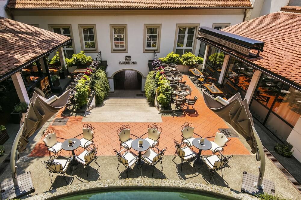 Buffet view of Hotel Jägerhorn