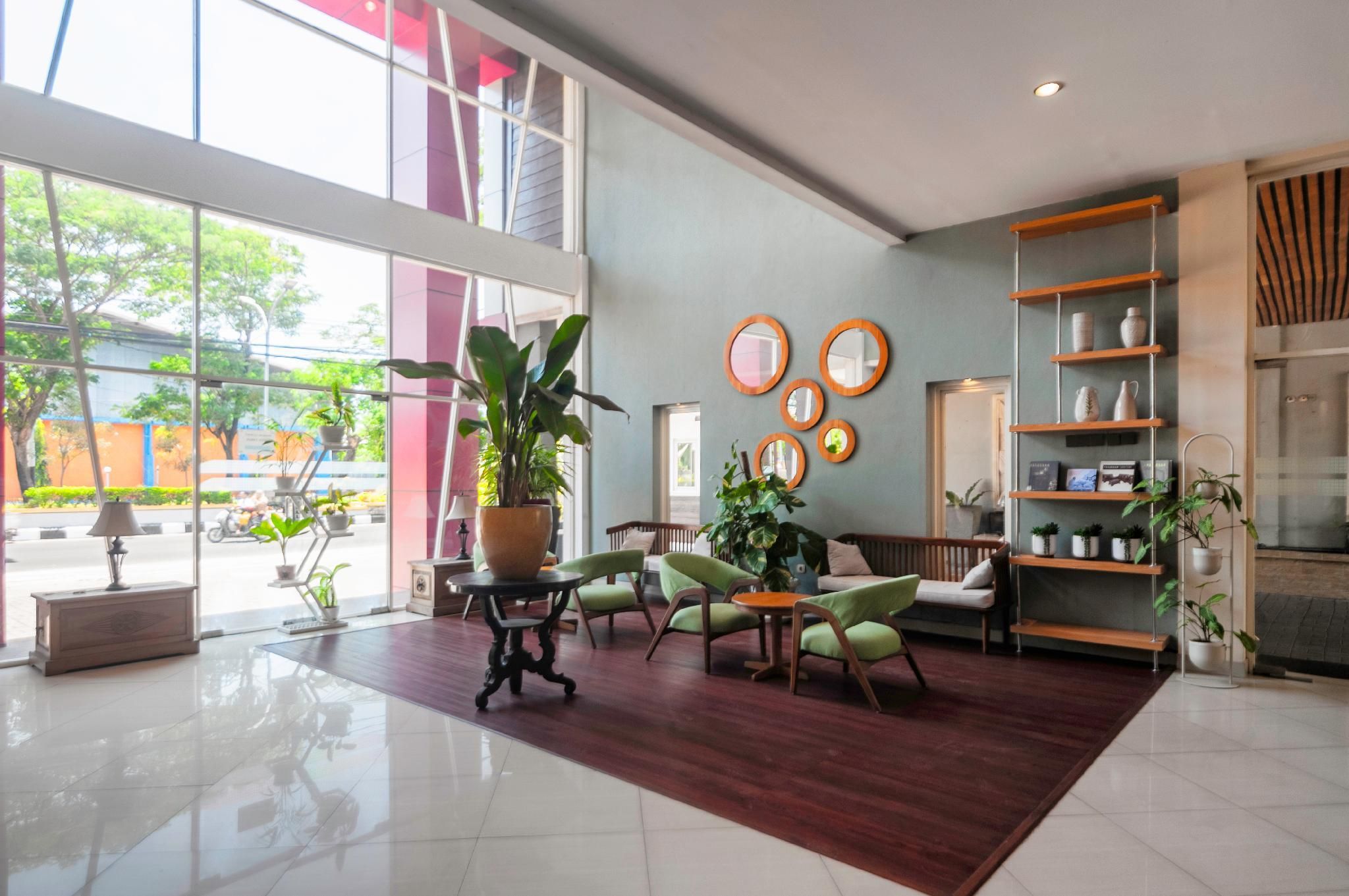 هوتل ترانزيت باسوروان