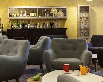 Ibis Styles Chaumont Centre Gare - Chaumont - Salónek
