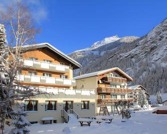 Pension Heino - Saas-Grund - Edificio