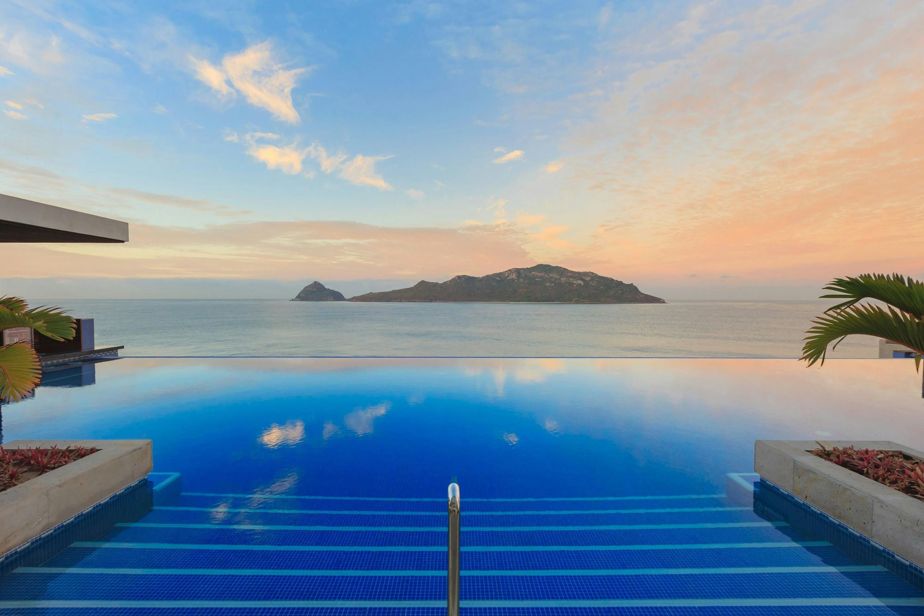 كورتيارد باي ماريوت مازاتلان بيتش ريزورت - مازاتلان - حوض السباحة