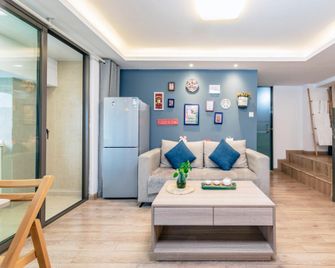 Fuzhou Murphy Film and Television Apartment (East Second Ring Road Taihe Plaza Branch) - Fuzhou - Slaapkamer
