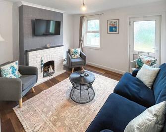 Beach Oasis Cottage - Uk48530 - Margate - Living room