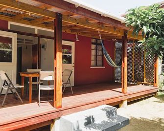 Dado's Place - 2 bedroom house with AC and verandah - Calibishie - Patio