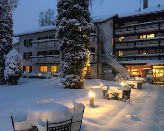 Garden Hotel Reinhart - Prien am Chiemsee - Gebouw