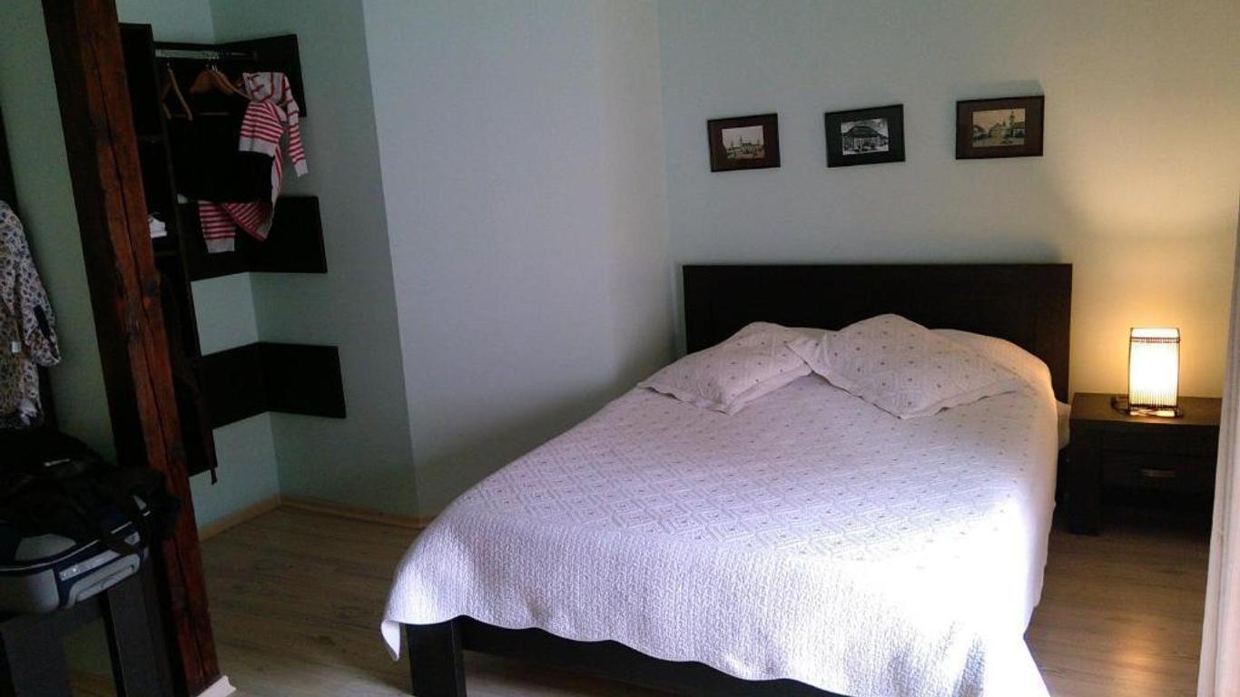 Rami House Central Double Rooms