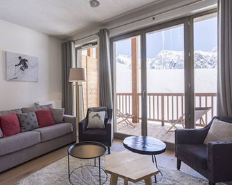 Apartment in La Rosiere With Alpine Views - Les Eucherts - Living room