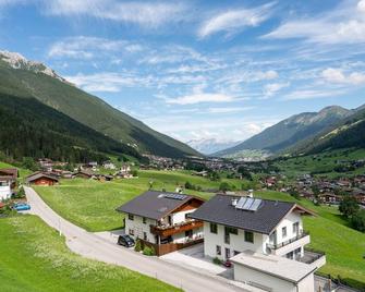 Comfortable flat in Neustift with balcony - Neustift im Stubaital - Extérieur