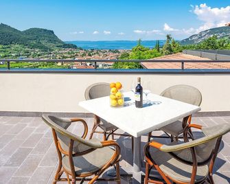 Residenza Panorama - Costermano - Parveke