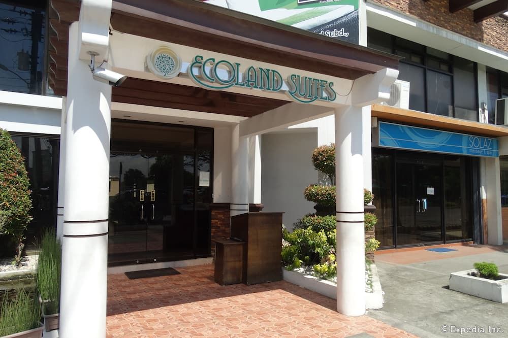 إكولاند سويتس آند إن