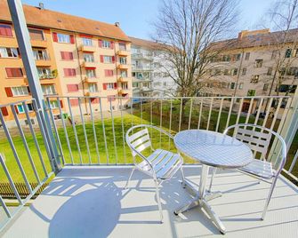 Hitrental Oerlikon Apartments - Zurich - Balcony