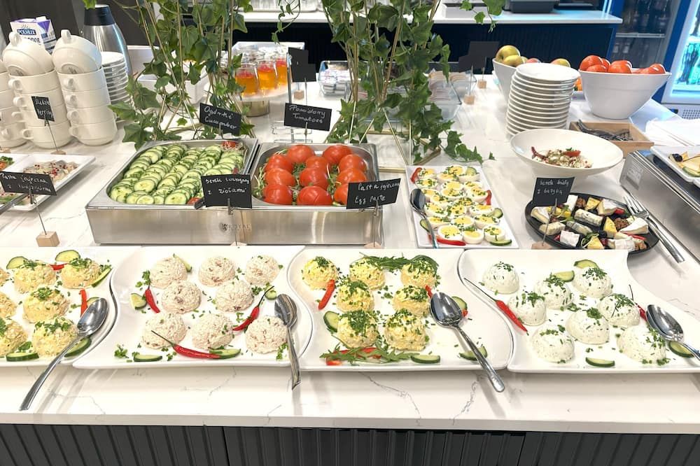 B&B HOTEL Warsaw East thumbnail 2