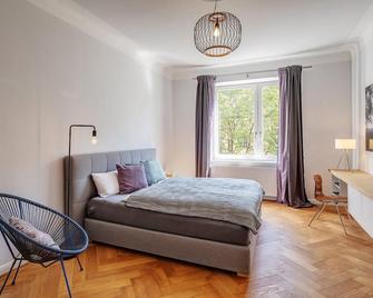 4 Zimmer-architekten-wohnung im Jugendstil-altbau in Ruhiger Bestlage - Munchen - Kamar Tidur