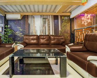 Dancenter Hotel Gm Inn - Lhonga - Lounge