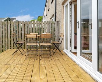 Cheerful Stays - Livingston - 4 Bedroom 3 Bath home - Livingston - Balkon