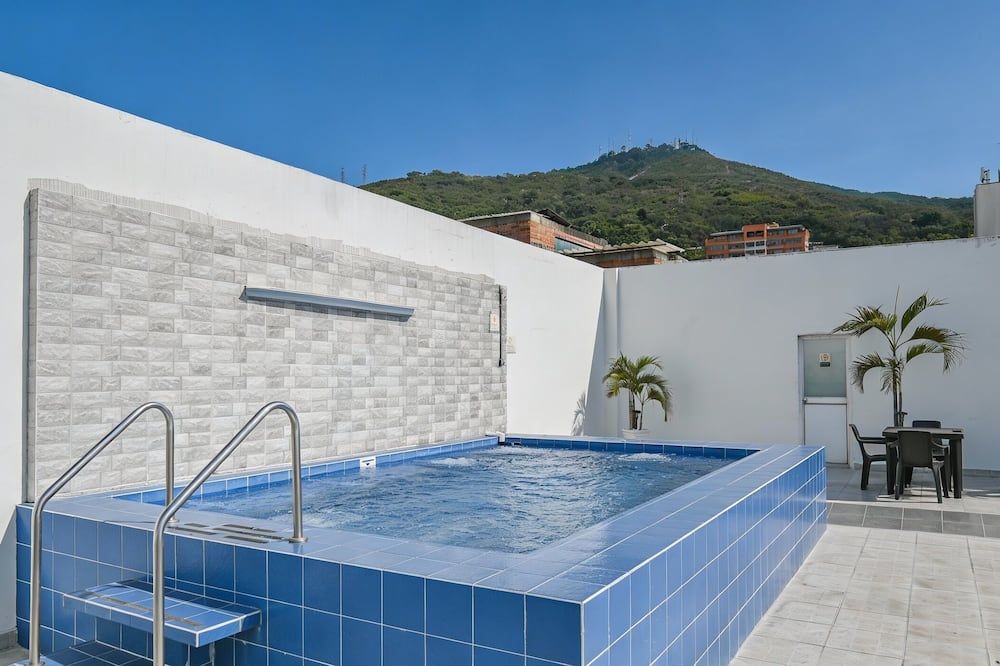 Tama Hotel Granada Real Cali - קאלי - בריכה