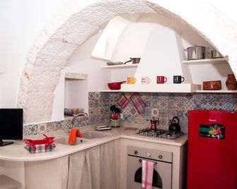 Trulli Donna Isabella - Locorotondo - Kuchyň