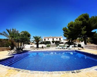 Hotel Los Sibileys - Lumbreras - Piscina