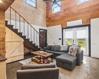 Mountain / Lake Escape in Lake Chatuge - Young Harris - Sala de estar