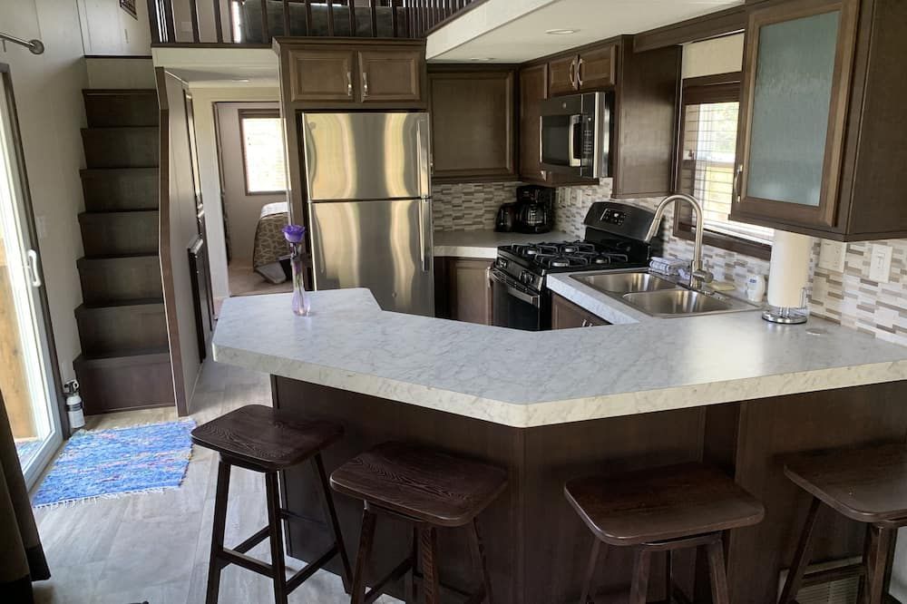 Lakeside Cottage at Bolton Bay on Long Lake - Park Rapids - Kitchen