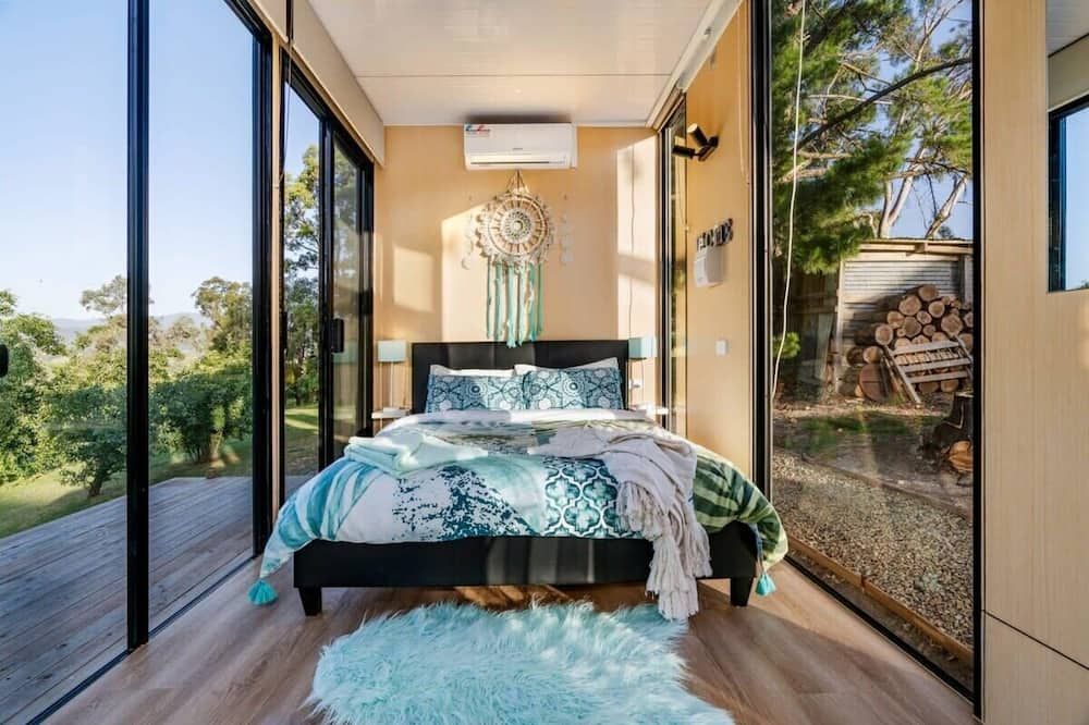 A Dam Good View by Tiny Away - Dixons Creek - Bedroom