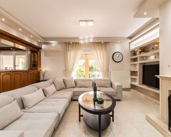 Rarakos Houses Corfu - Alepoú - Living room