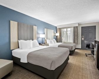Quality Inn & Suites Florence Civic Center - פלורנס - חדר שינה