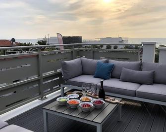 Appartement 3 Chambres vue Phare de Biarritz, Bord de Plage Avec Grande Terrasse - Anglet - Balkon