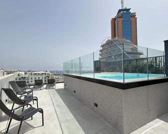 Onyx Hotel - San Julián - Piscina
