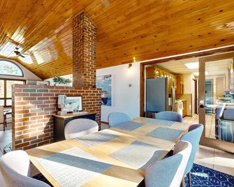 Westport Waterfront - Wiscasset - Dining room