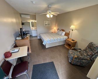 La Roma Motel - Edmundston - Schlafzimmer