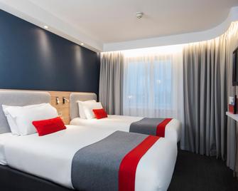 Holiday Inn Express Glasgow Airport - Glasgow - Phòng ngủ