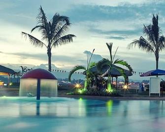 Danao Coco Palms Resort - Danao City - Pool