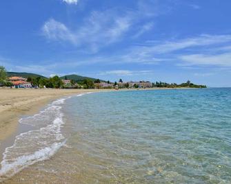 Olympion Beach Hotel - Gerakini - Beach
