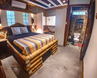 Vistamar Guest House - Ayampe - Bedroom