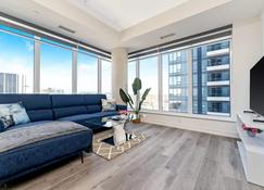 Stylish 1br Condo - King Bed - Superb Views - Kitchener - Living room
