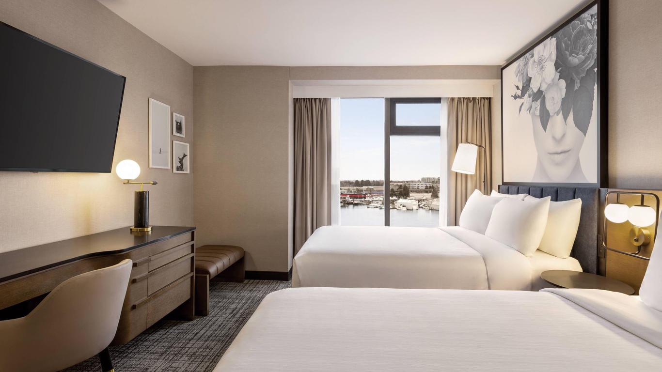 Radisson Blu Vancouver Airport Hotel & Marina