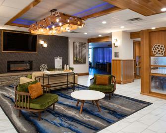 Fairfield Inn & Suites by Marriott Bakersfield Central - Bakersfield - Hành lang
