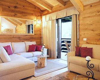 Skyway Loft - Agenzia Dolomiti Affitti - Cavalese - Sala de estar