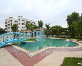 Collection O Resort K Sea View - Digha - Piscina