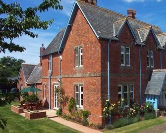 Ensuite Family Suite at Newcourt Barton - Cullompton - Byggnad