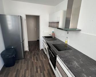 Apartment in Hannover! contactless check-in - Hannover - Cocina