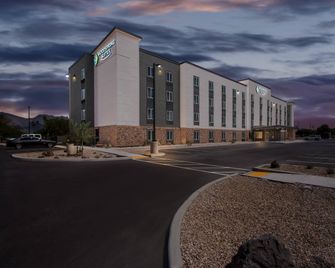 Woodspring Suites Tucson Medical Center - Tucson - Building